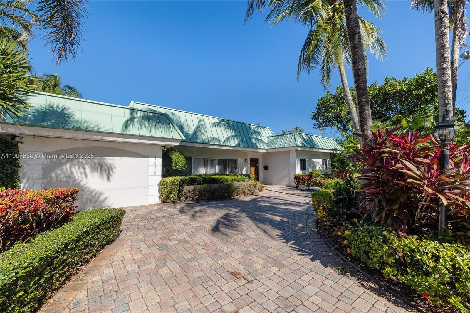 1375 N Biscayne Point Rd photo 31