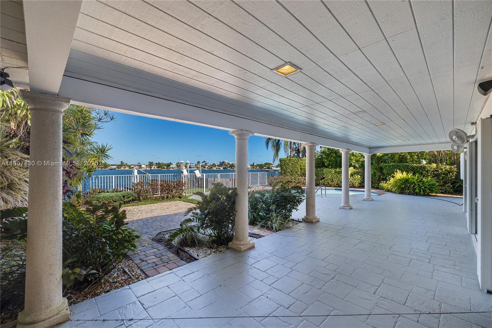 1375 N Biscayne Point Rd photo 21
