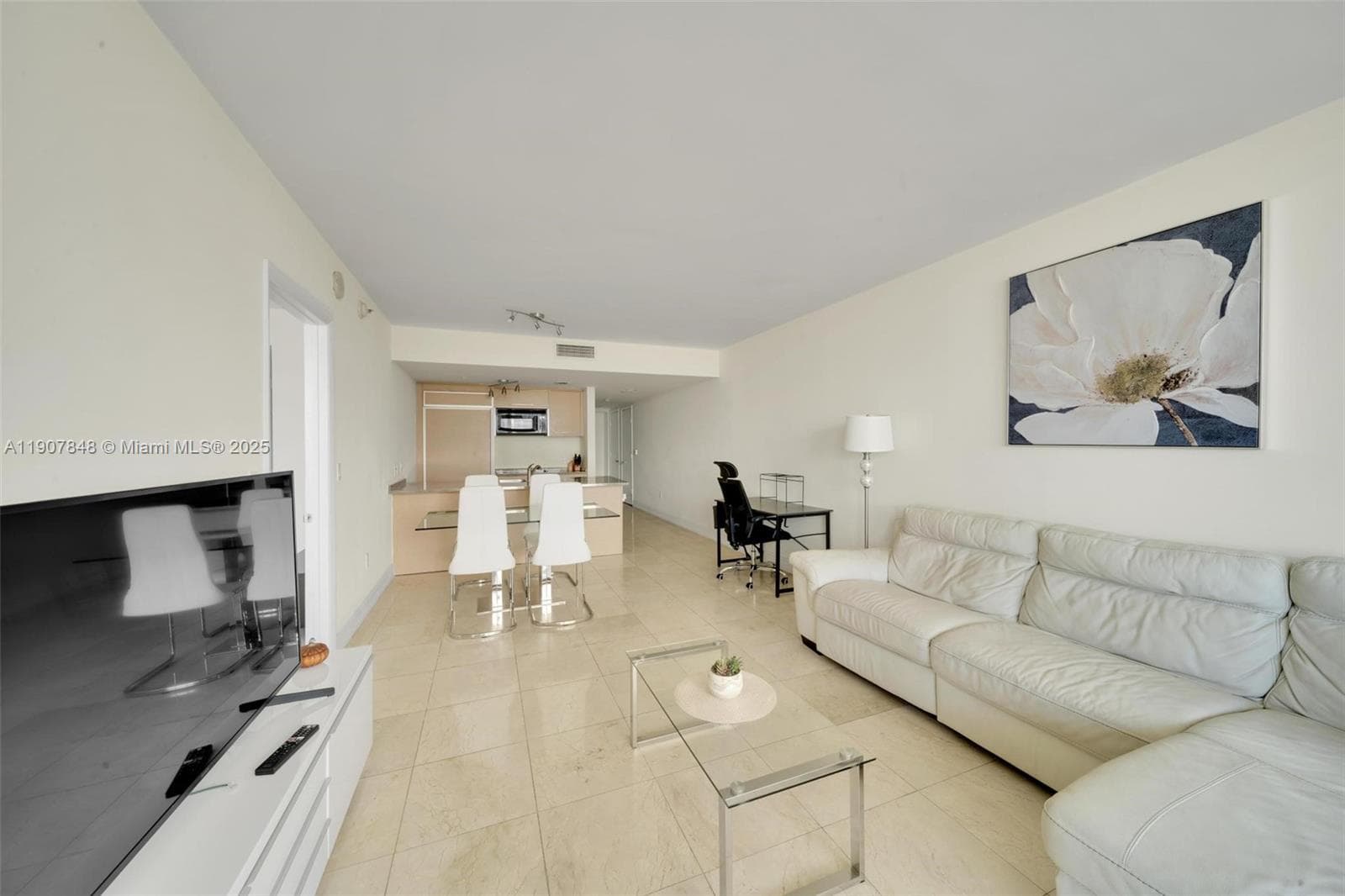 BEACH CLUB CONDO · #1609 in Hallandale Beach - Photo 1