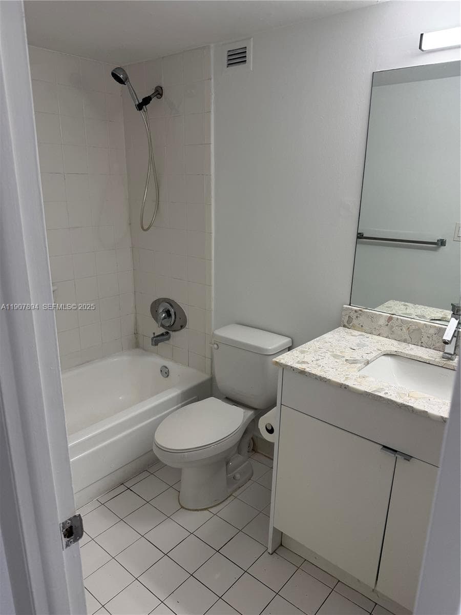 ISLAND PLACE AT NORTH BAY · #3D in North Bay Village - Photo 3