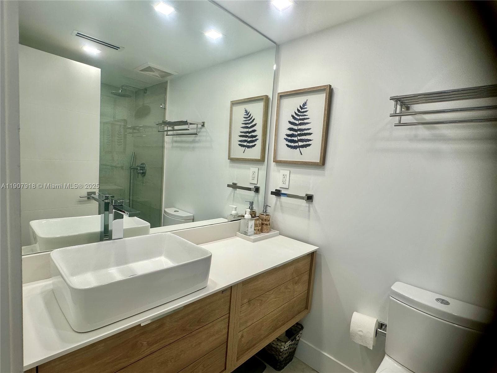 ARLEN HOUSE EAST CONDO · #2005 in Sunny Isles Beach - Photo 24