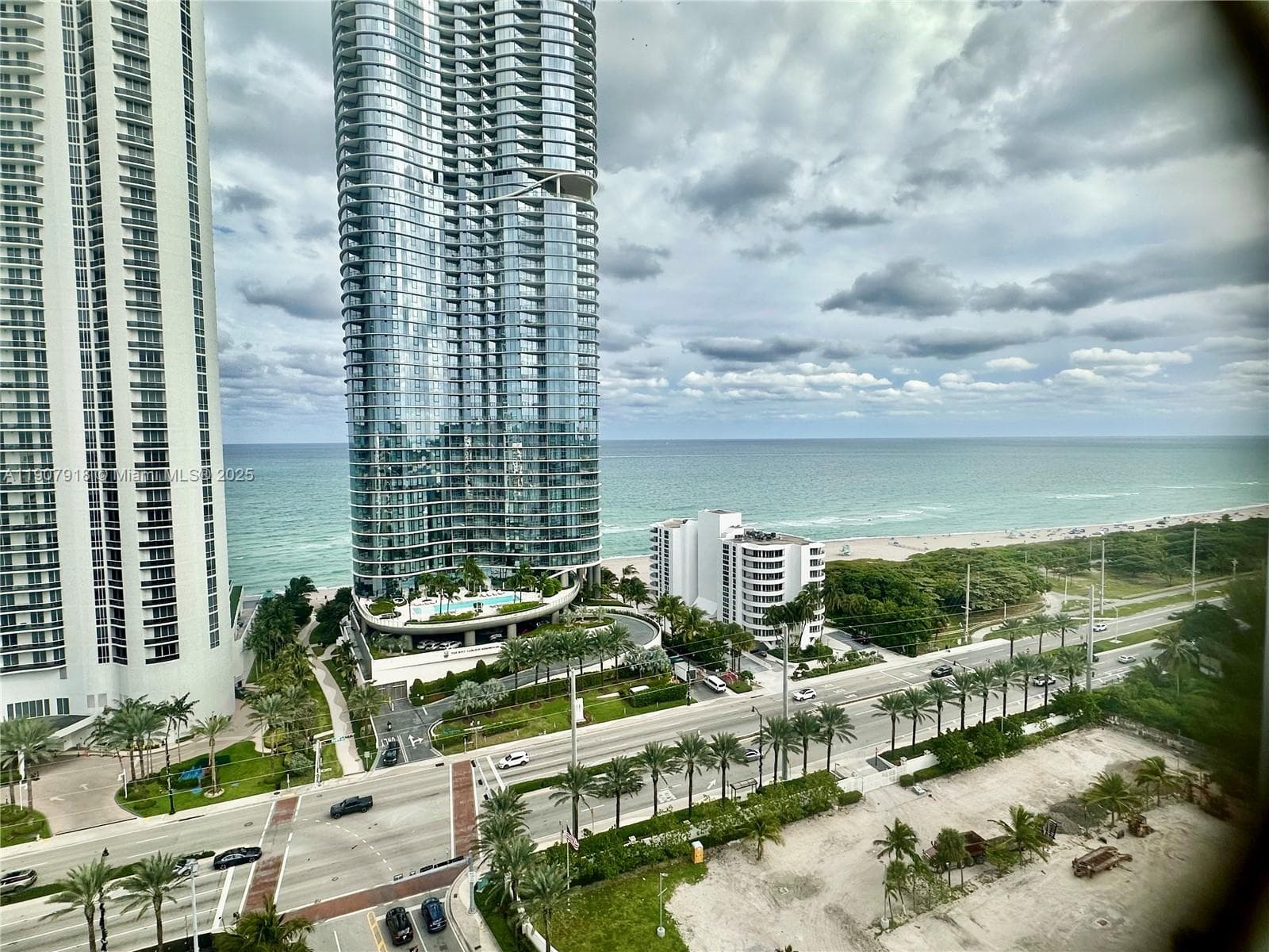 ARLEN HOUSE EAST CONDO · #2005 in Sunny Isles Beach - Photo 35