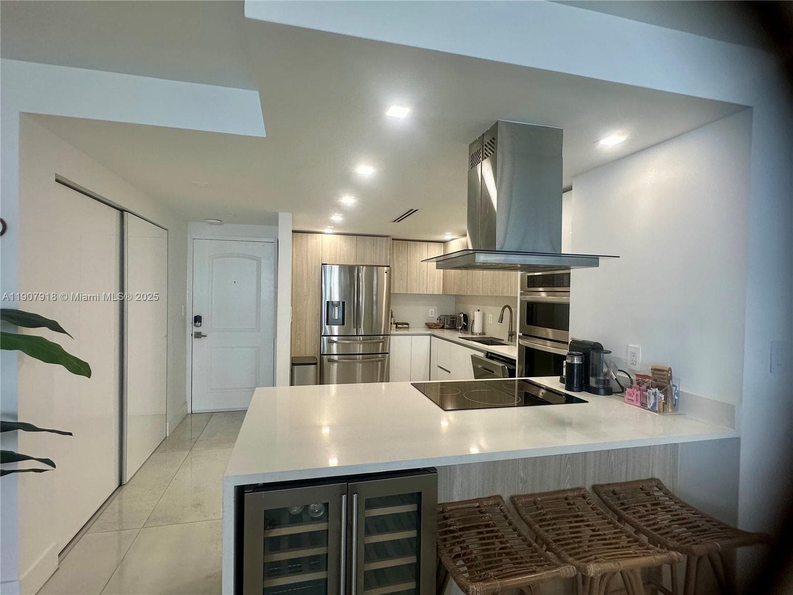 ARLEN HOUSE EAST CONDO · #2005 in Sunny Isles Beach - Photo 8