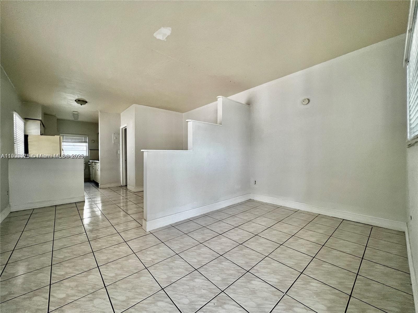 LA SALLE CONDO · #1 in Miami Beach - Photo 1