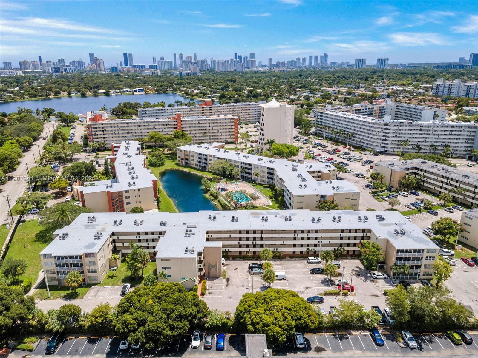 JADE WINDS GROUP BAMBOO G · #309-1 in Miami - Photo 2