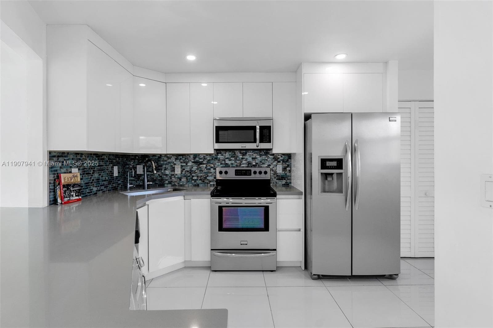 JADE WINDS GROUP BAMBOO G · #309-1 in Miami - Photo 6