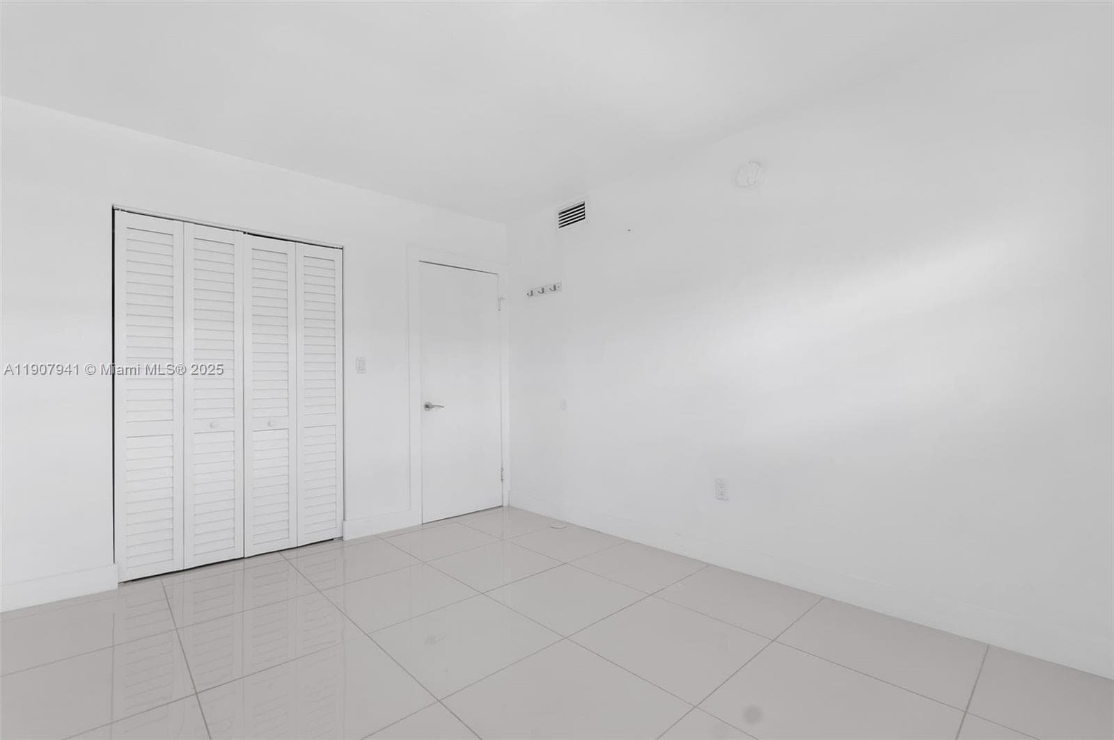 JADE WINDS GROUP BAMBOO G · #309-1 in Miami - Photo 24
