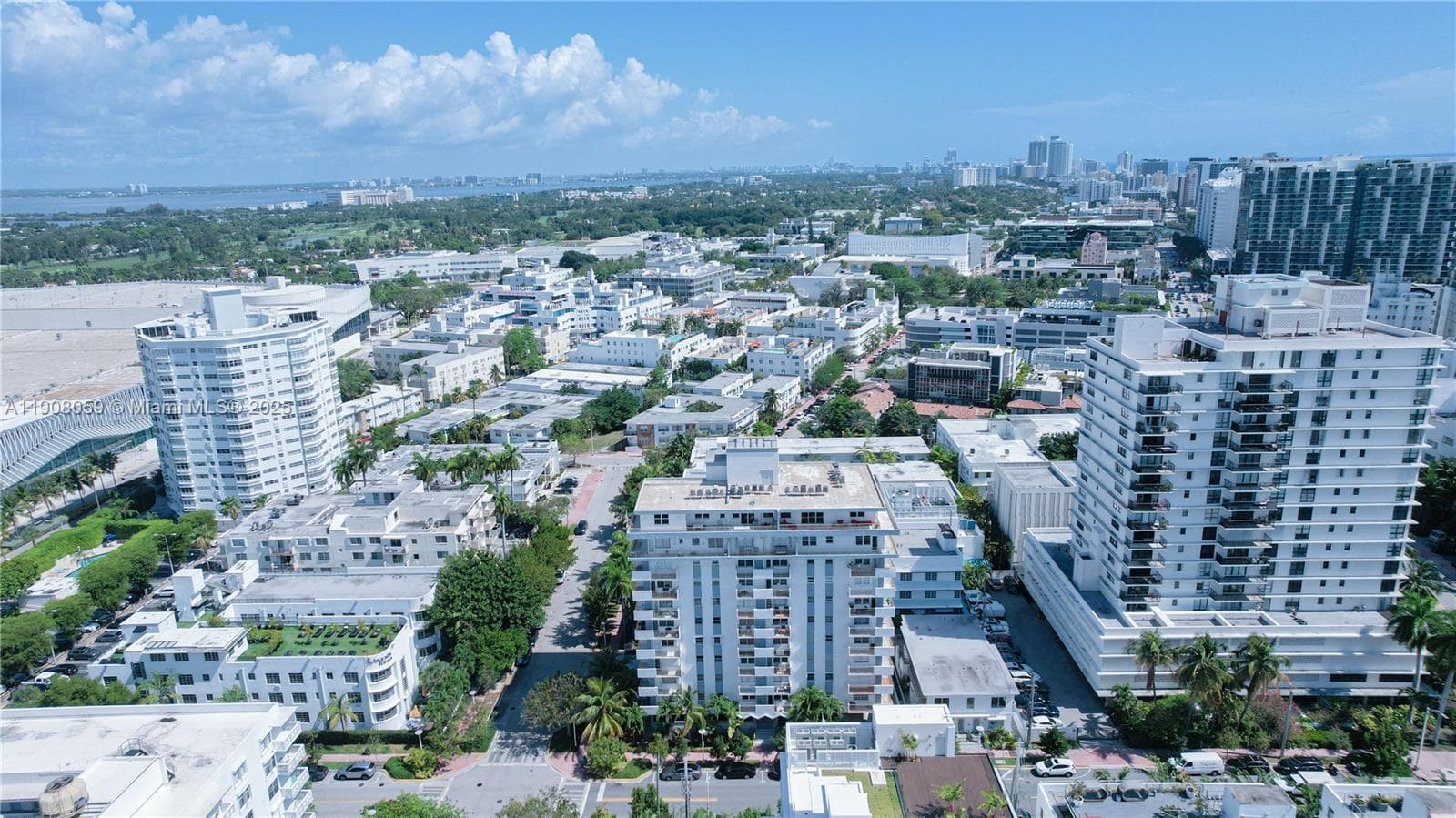 James Central Towerrs · #502 in Miami Beach - Photo 6