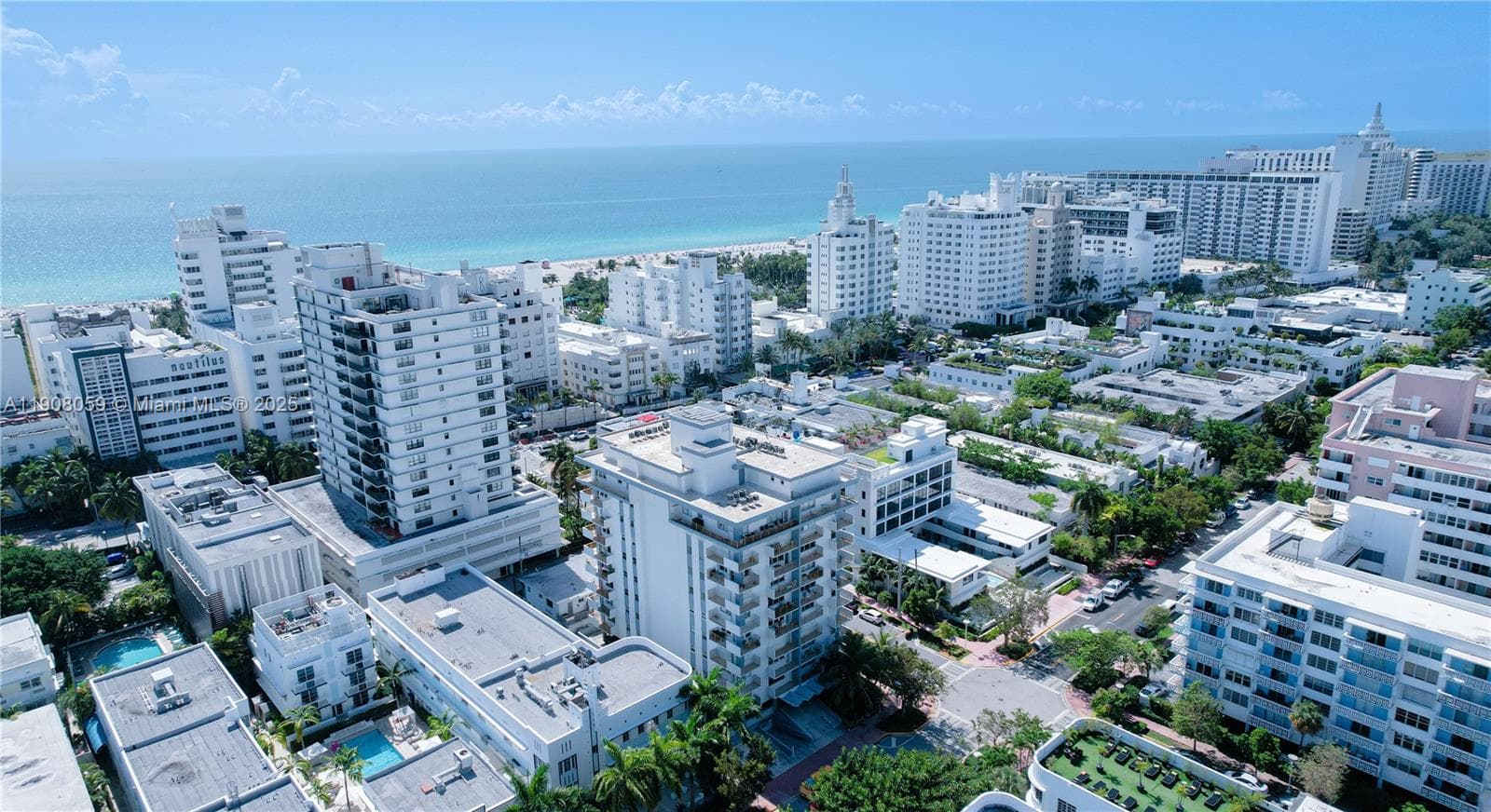 James Central Towerrs · #502 in Miami Beach - Photo 3