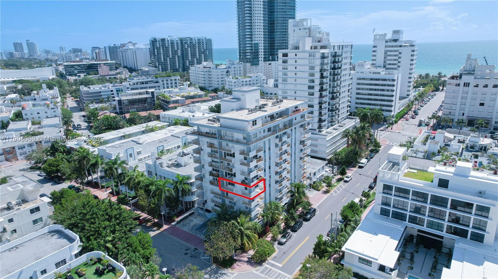 James Central Towerrs · #502 in Miami Beach - Photo 1