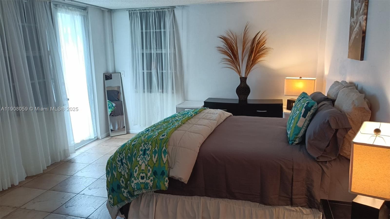 James Central Towerrs · #502 in Miami Beach - Photo 18