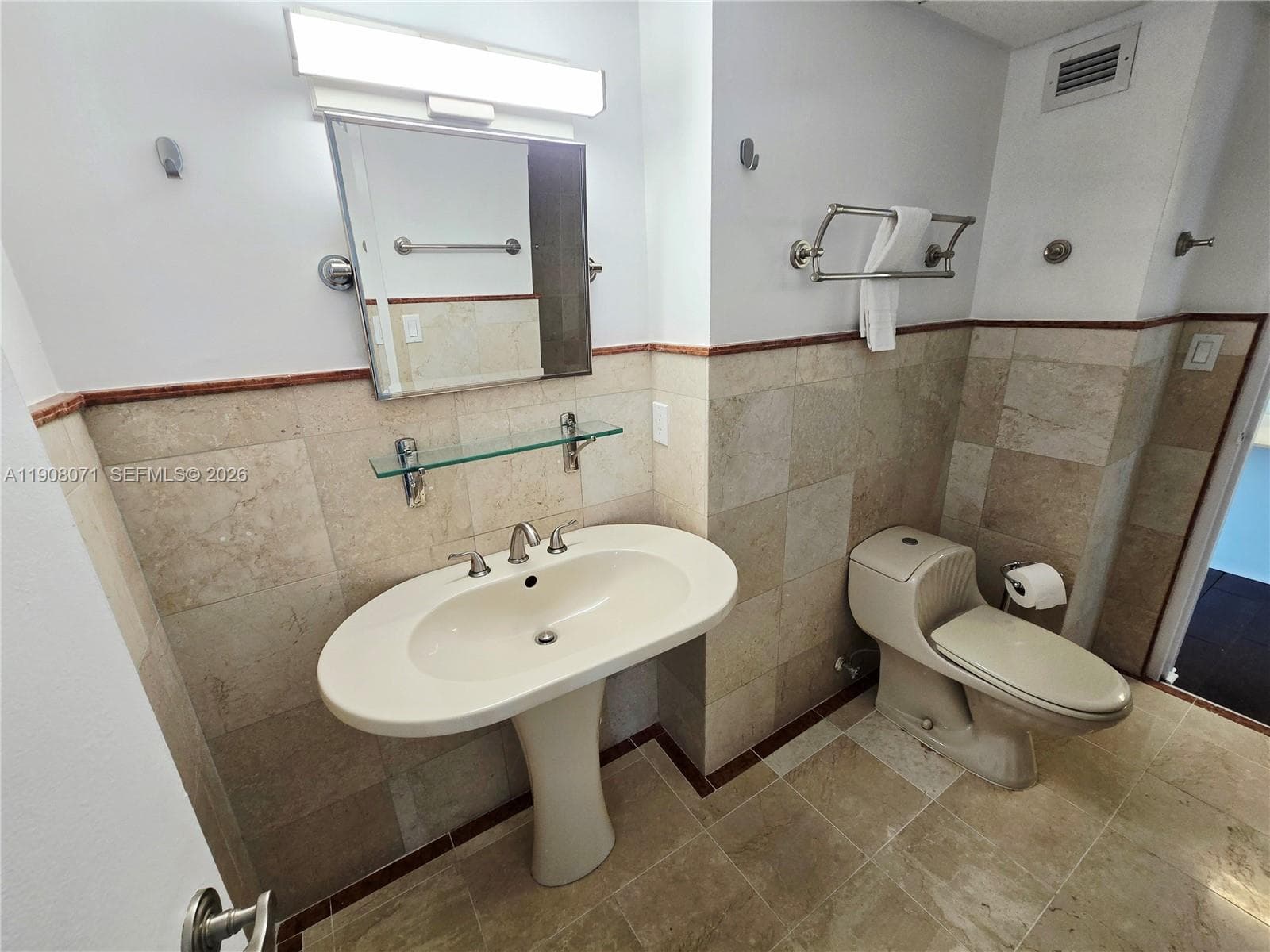 SOUTH BAY CLUB CONDO · #920 in Miami Beach - Photo 13