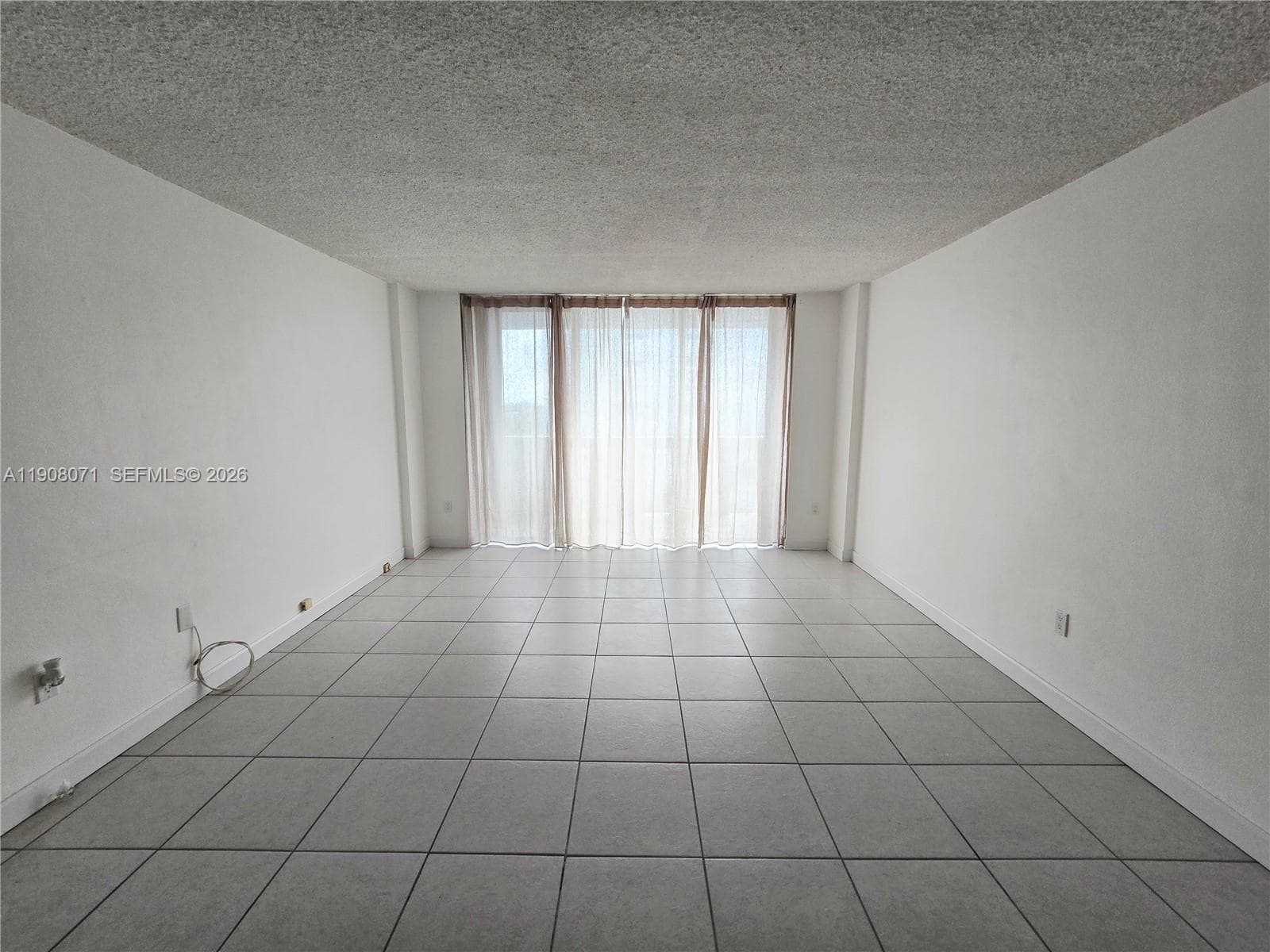 SOUTH BAY CLUB CONDO · #920 in Miami Beach - Photo 3
