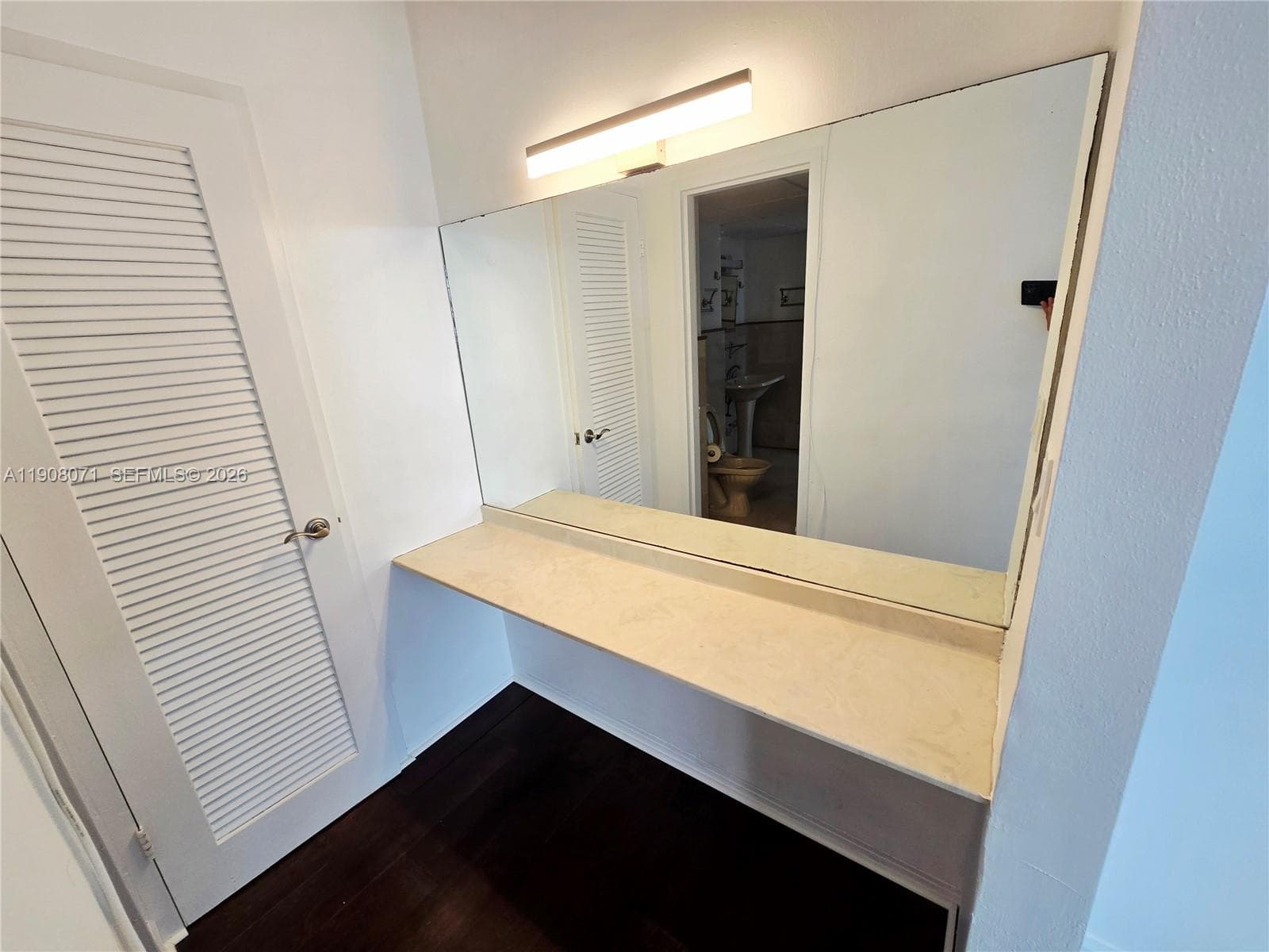 SOUTH BAY CLUB CONDO · #920 in Miami Beach - Photo 11
