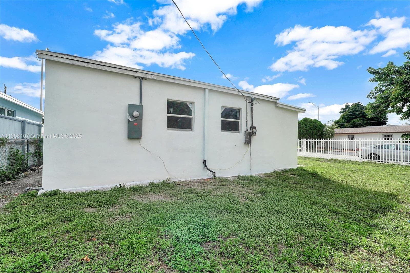 11406 NW 17th Ave photo 8
