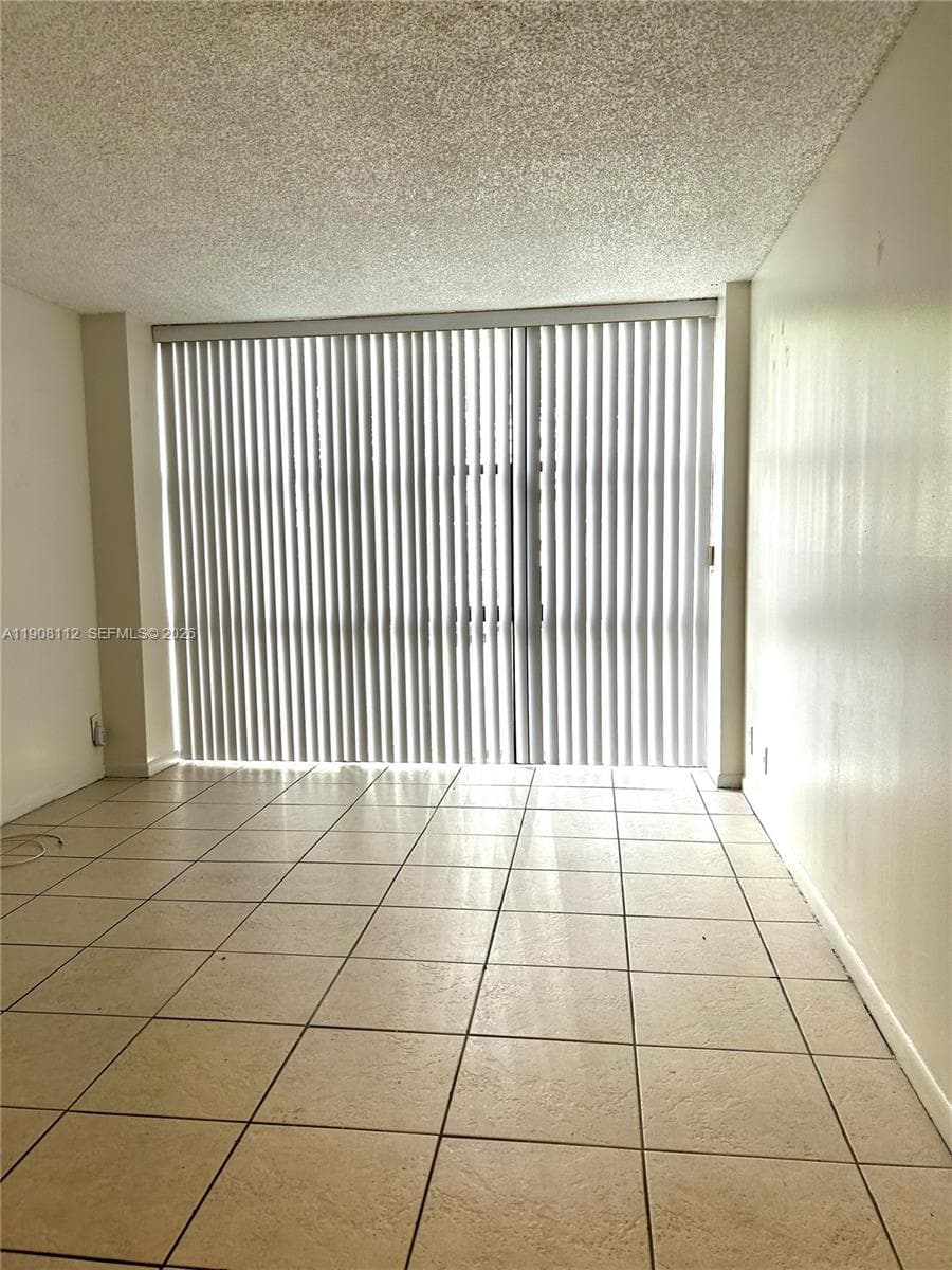 PLAZA OF AMERICAS CONDO P · #103 in Sunny Isles Beach - Photo 23