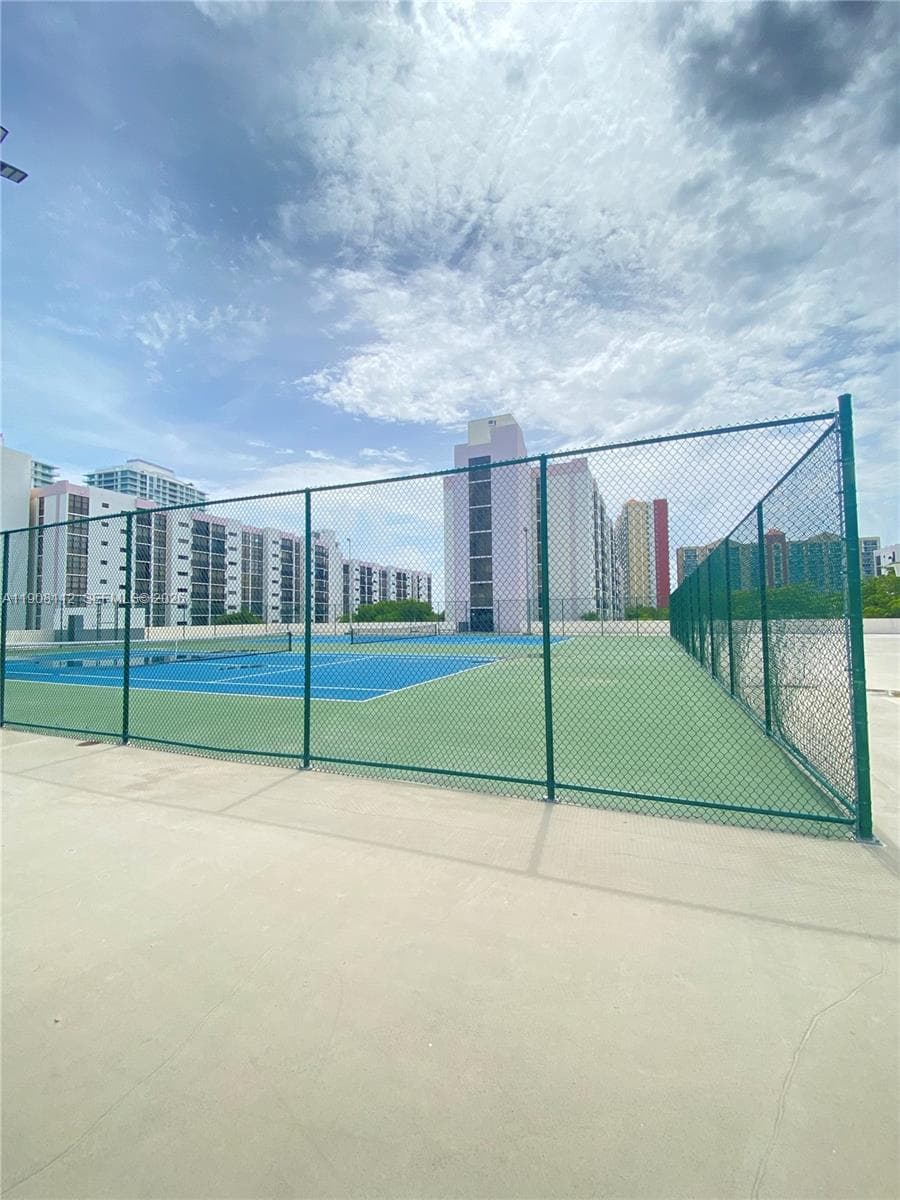PLAZA OF AMERICAS CONDO P · #103 in Sunny Isles Beach - Photo 6