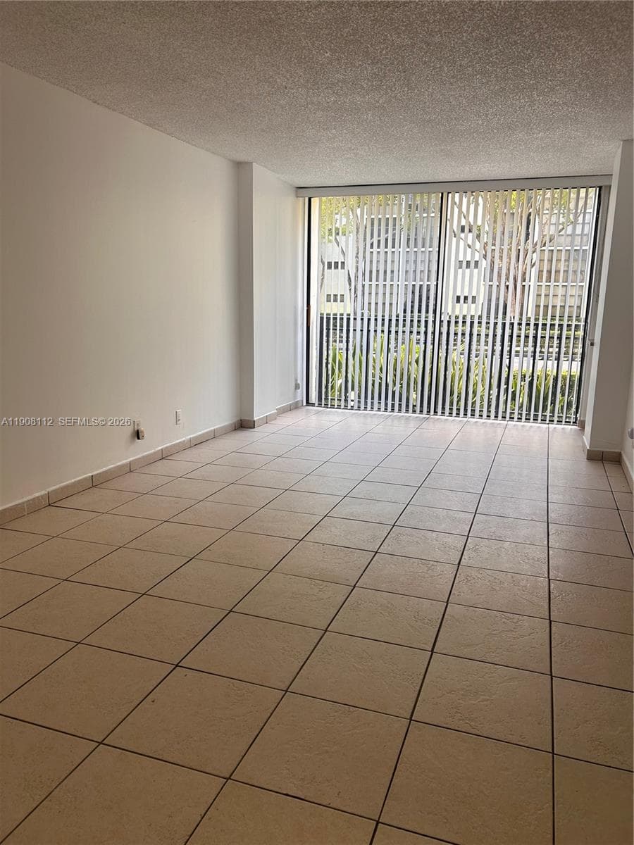 PLAZA OF AMERICAS CONDO P · #103 in Sunny Isles Beach - Photo 13