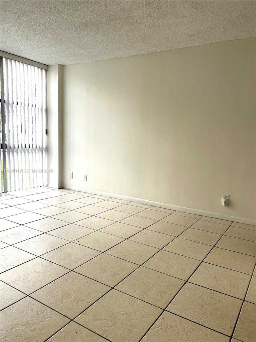 PLAZA OF AMERICAS CONDO P · #103 in Sunny Isles Beach - Photo 22