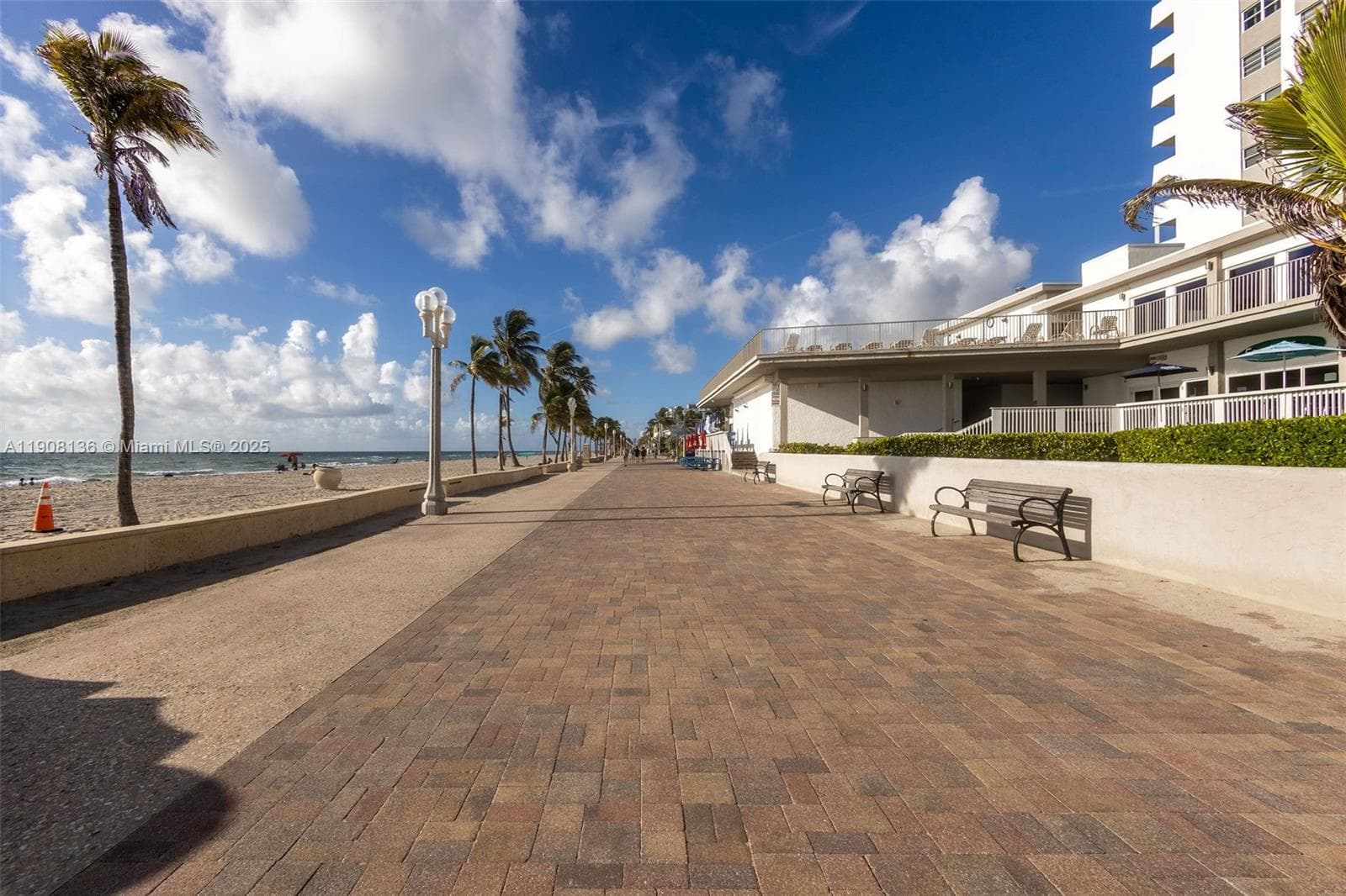 Hollywood beach