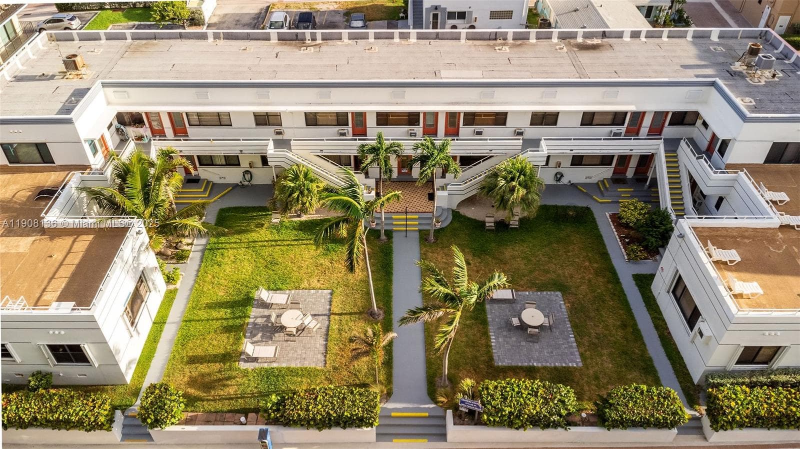 Chateau Gardens · #7 in Hollywood - Photo 61