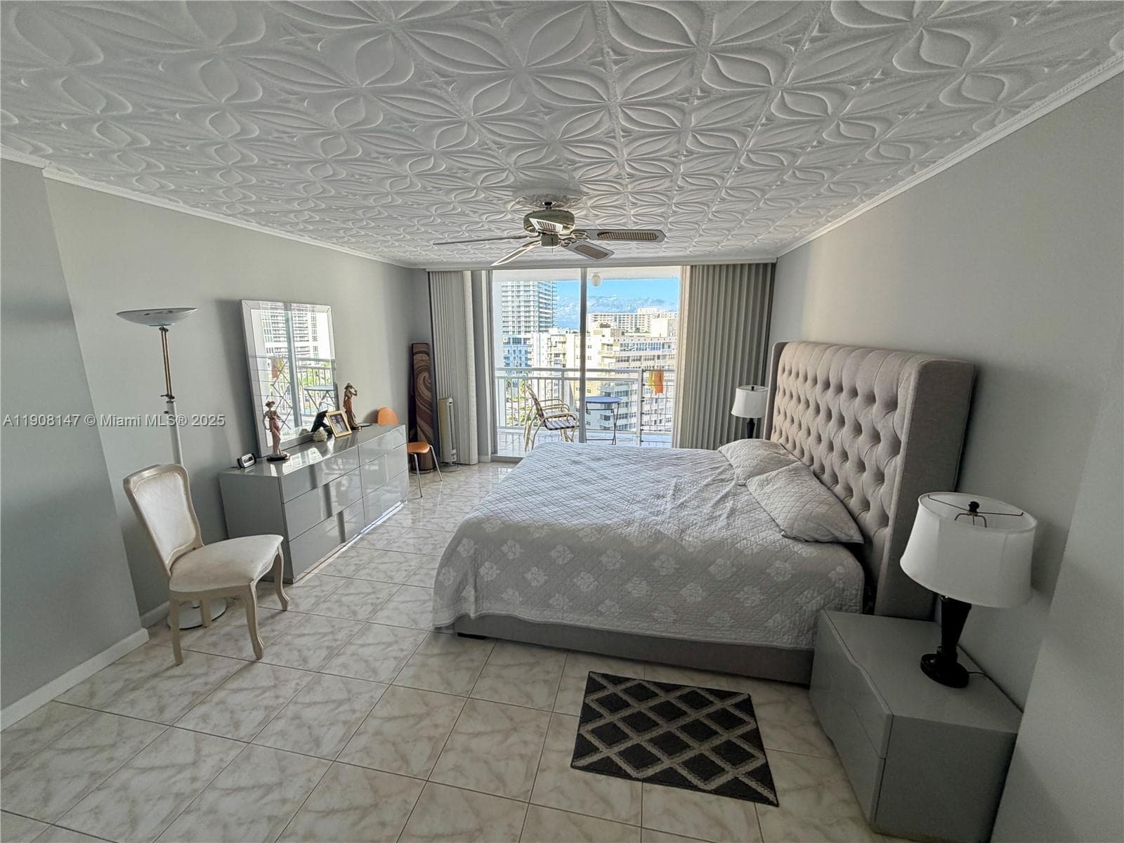 PLAZA TOWERS SOUTH CONDO · #1405 in Hallandale Beach - Photo 11