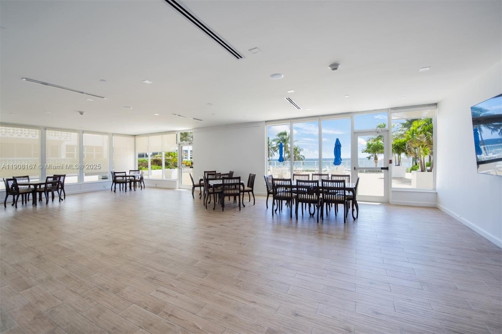 OCEAN SUMMIT CONDO · #815 in Fort Lauderdale - Photo 30