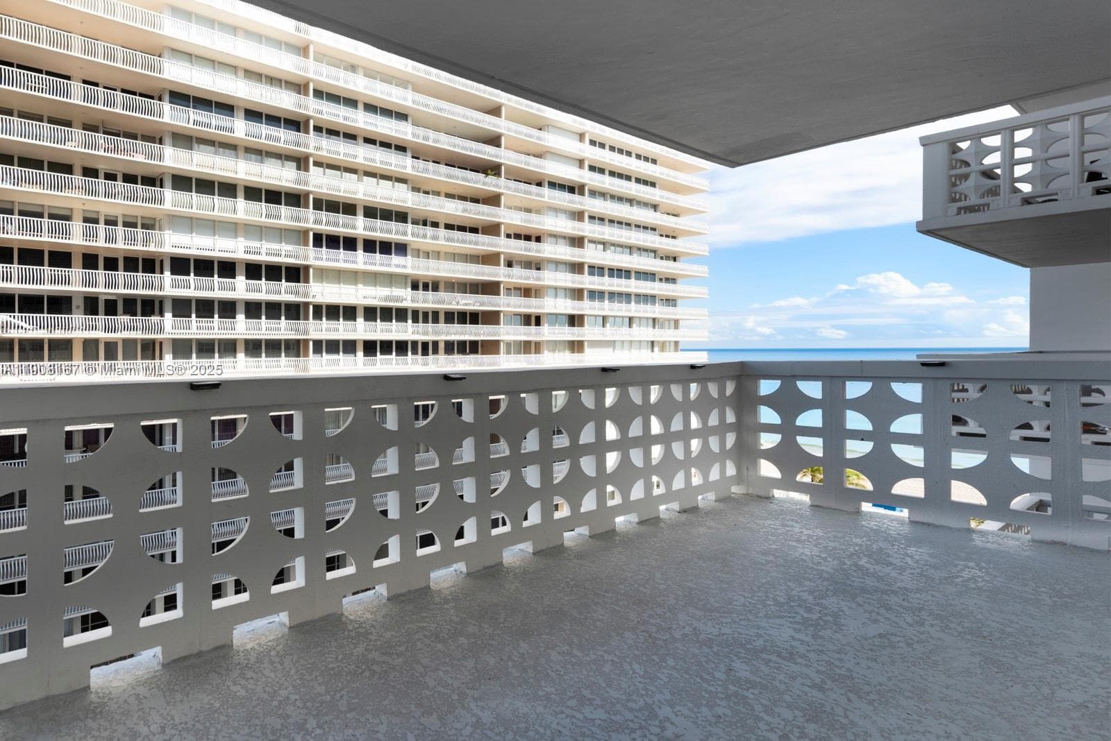 OCEAN SUMMIT CONDO · #815 in Fort Lauderdale - Photo 14