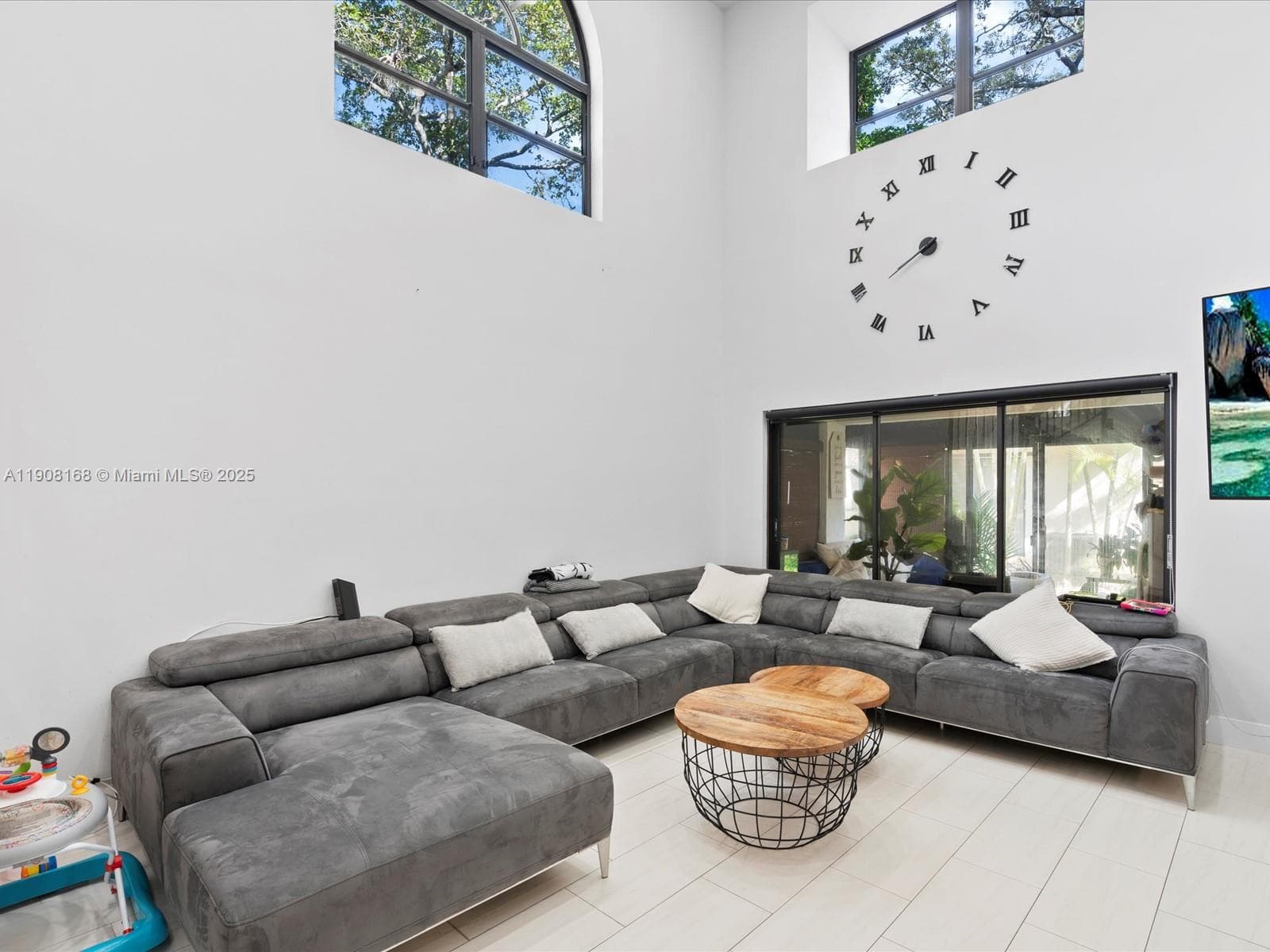 EMERALD OAKS · #801 in Hollywood - Photo 3