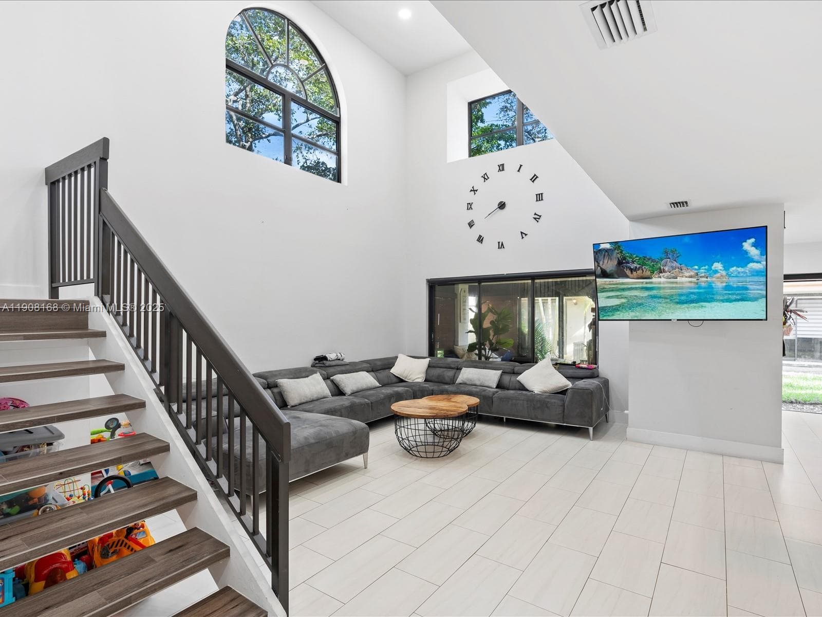 EMERALD OAKS · #801 in Hollywood - Photo 4