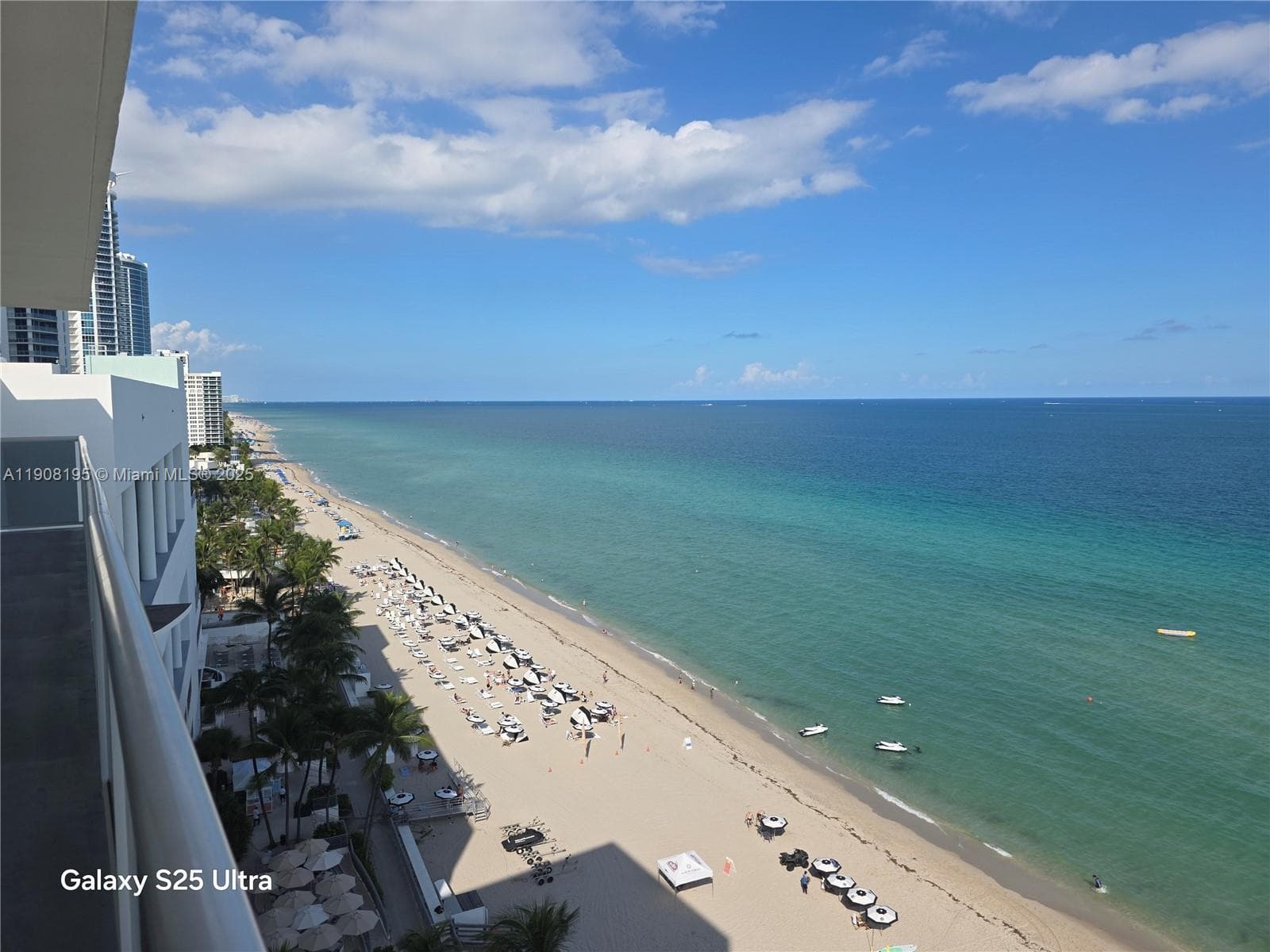 SEA AIR TOWERS CONDO · #1401 in Hollywood - Photo 3