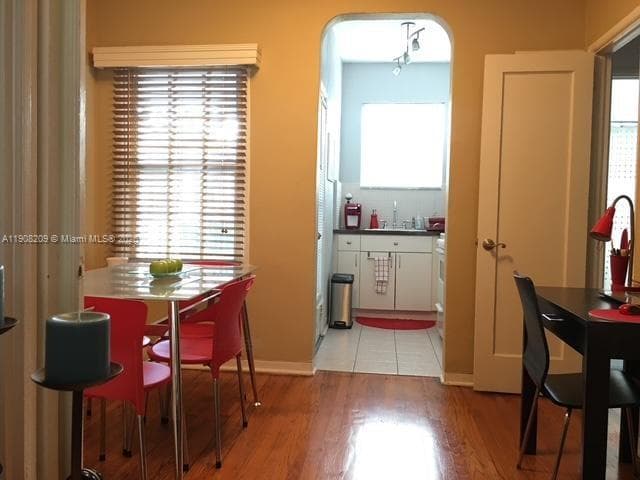 SB MANOR HOUSE CONDO · #8 in Miami Beach - Photo 5