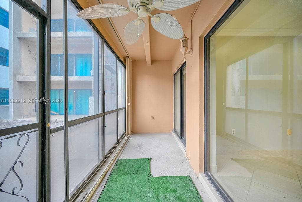EMERALD HILLS C C APTS CO · #2 in Hollywood - Photo 42