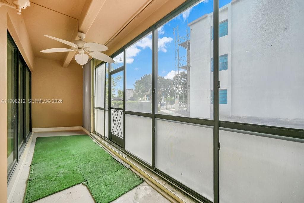 EMERALD HILLS C C APTS CO · #2 in Hollywood - Photo 43