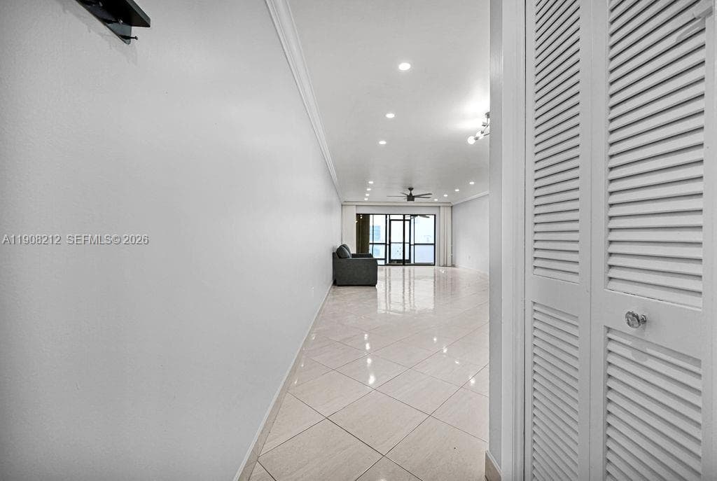 EMERALD HILLS C C APTS CO · #2 in Hollywood - Photo 30