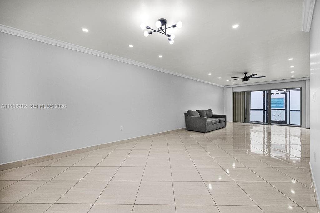 EMERALD HILLS C C APTS CO · #2 in Hollywood - Photo 34