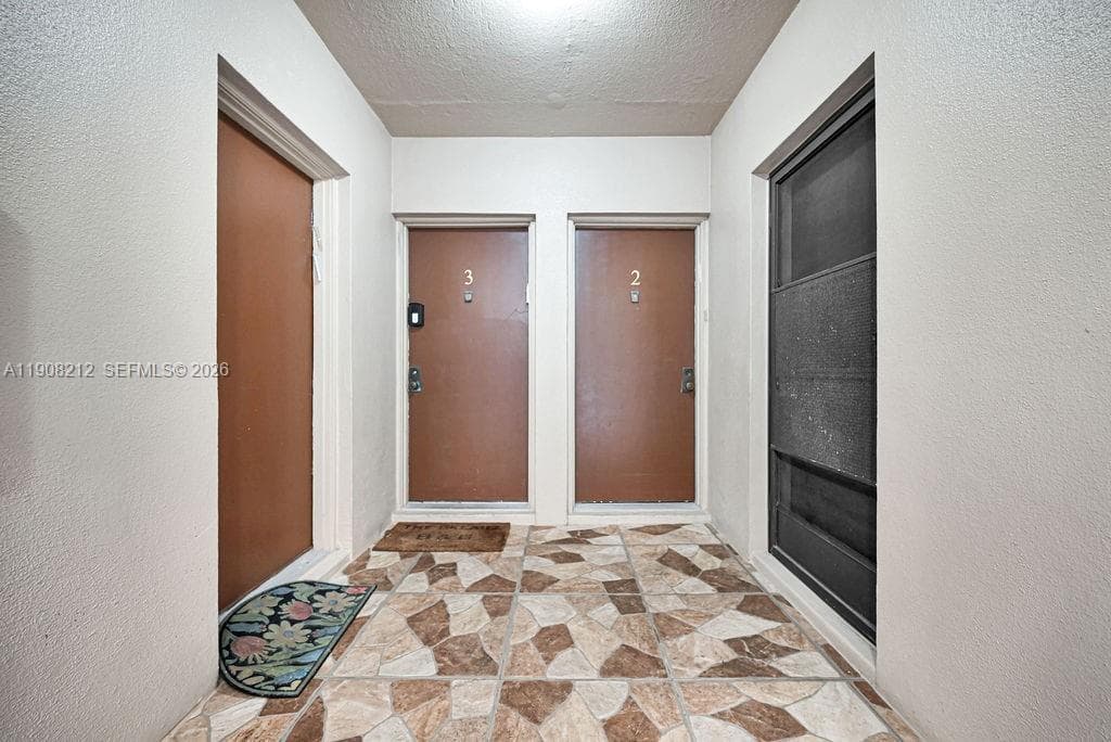 EMERALD HILLS C C APTS CO · #2 in Hollywood - Photo 51