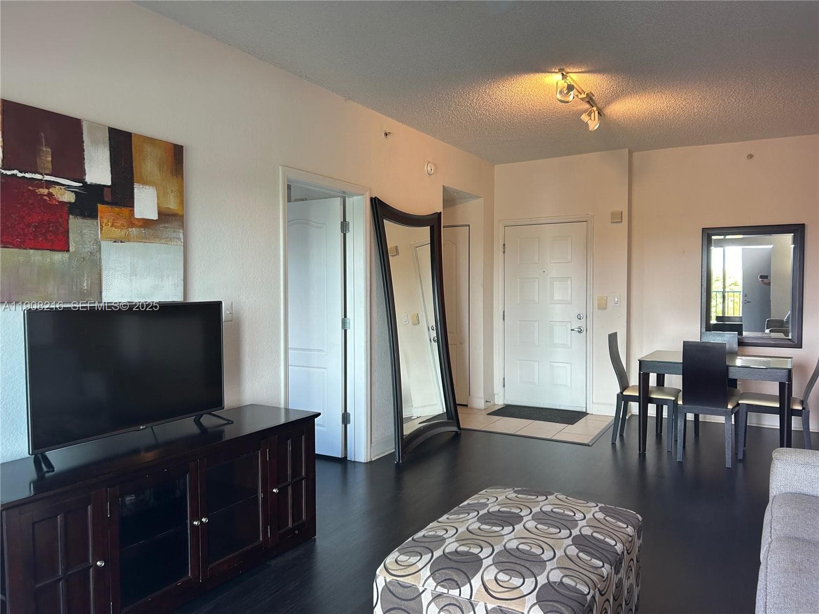 VALENCIA CONDO · #551 in South Miami - Photo 1