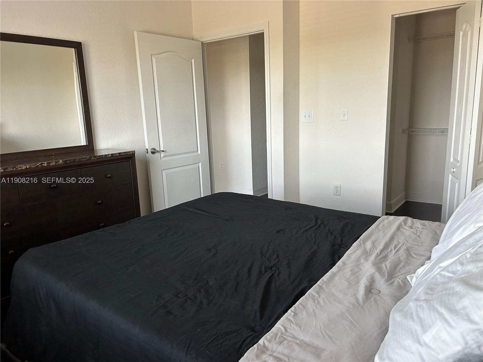 VALENCIA CONDO · #551 in South Miami - Photo 15