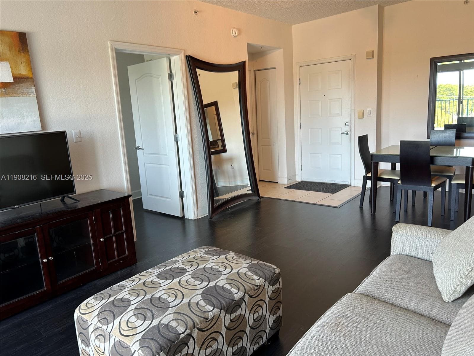 VALENCIA CONDO · #551 in South Miami - Photo 19