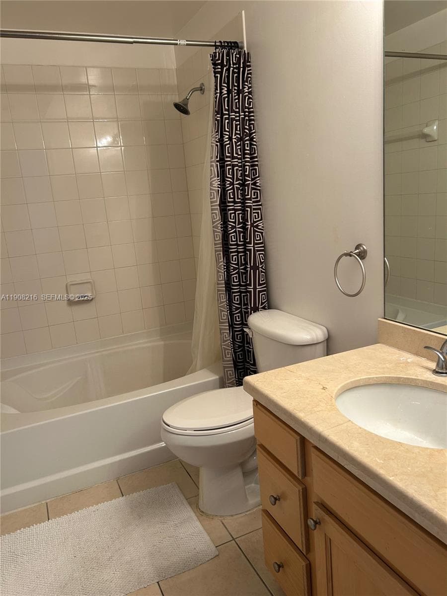 VALENCIA CONDO · #551 in South Miami - Photo 21