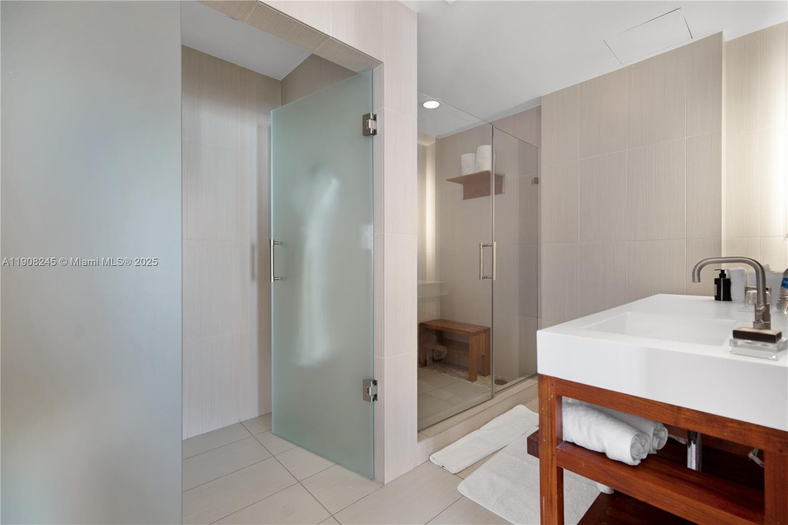 W Fort Lauderdale Res. · #1102 in Fort Lauderdale - Photo 8
