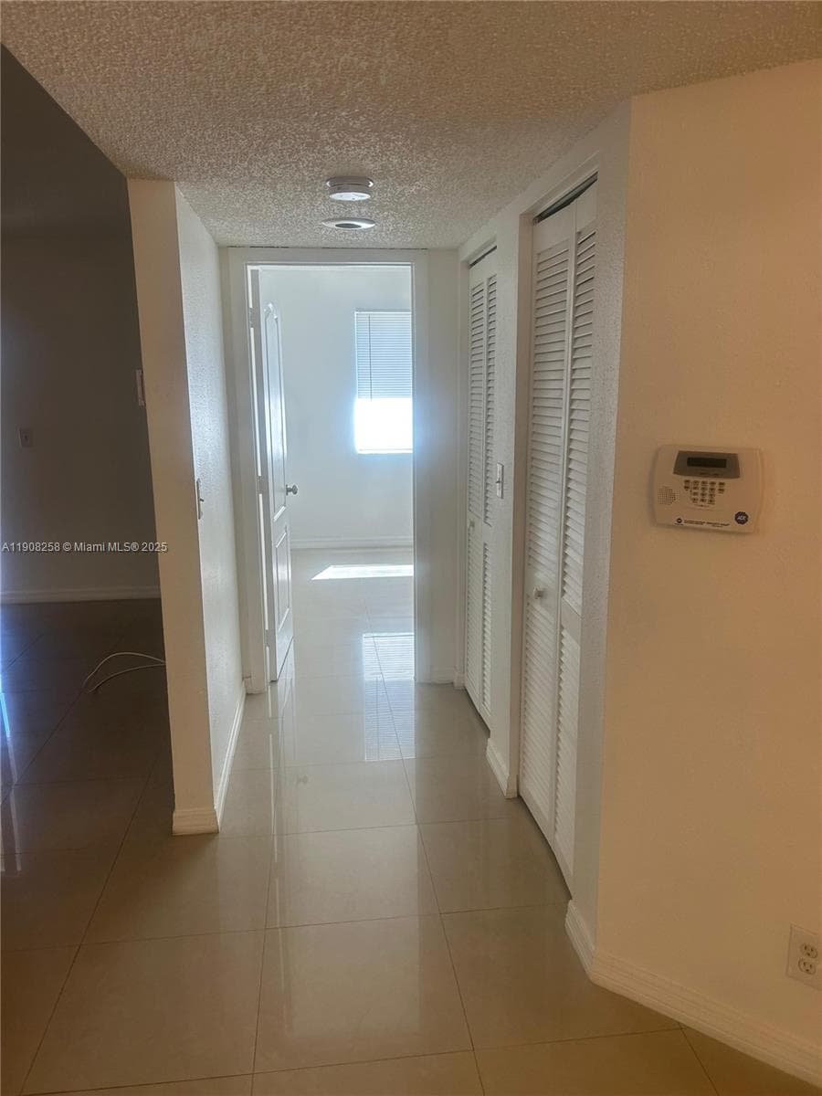 WINDWARD LAKES CONDO · #B310 in Pompano Beach - Photo 1