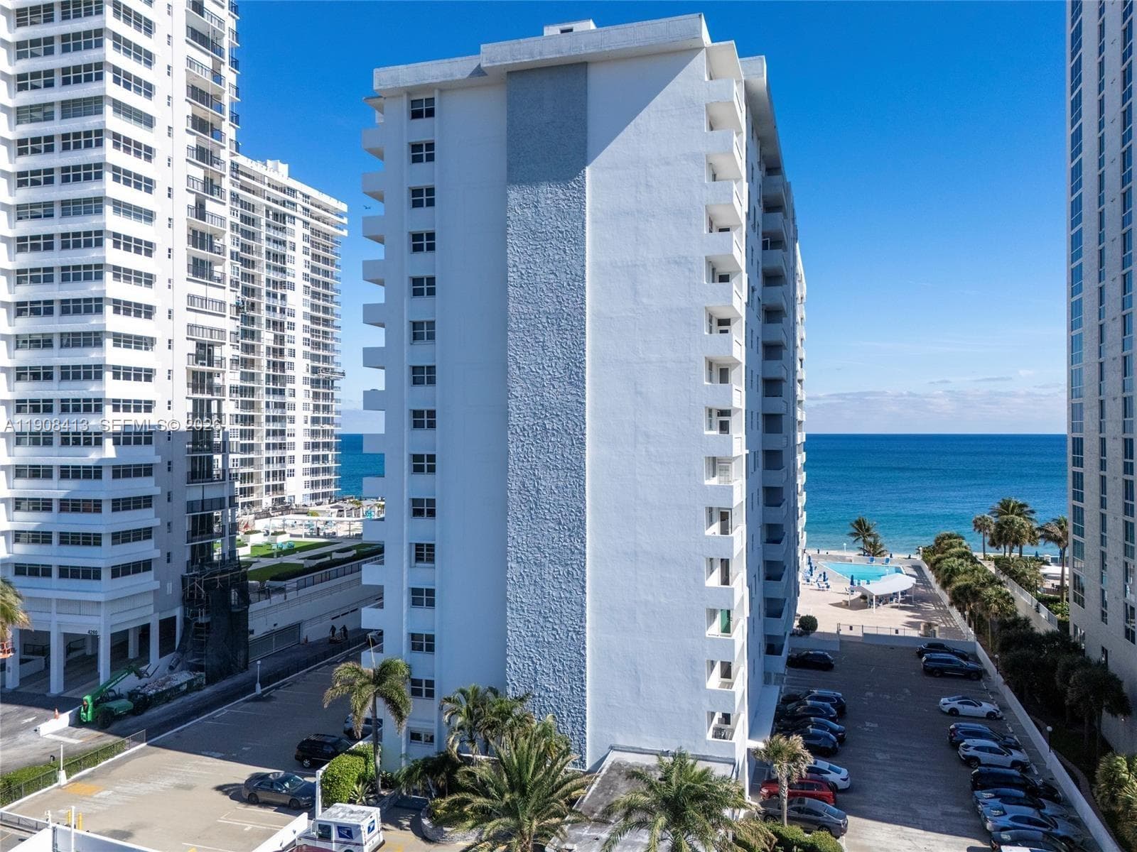 Galt Towers · #2J in Fort Lauderdale - Photo 3