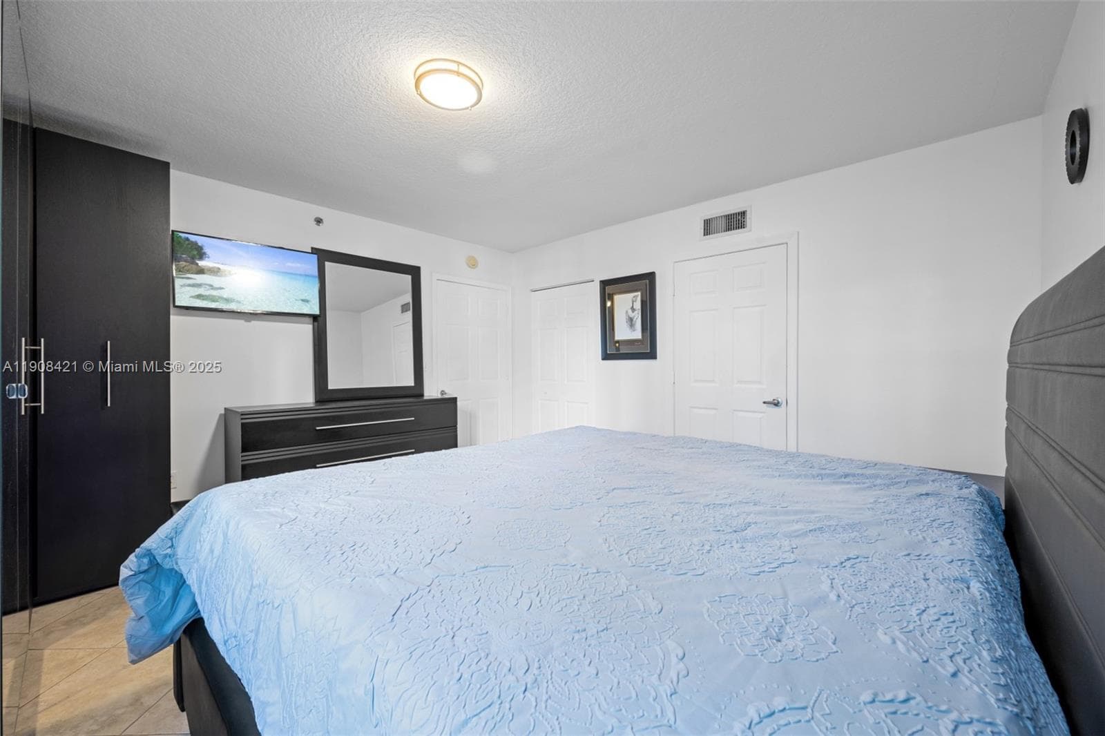 SURFSIDE PALMS CONDO · #105 in Surfside - Photo 15