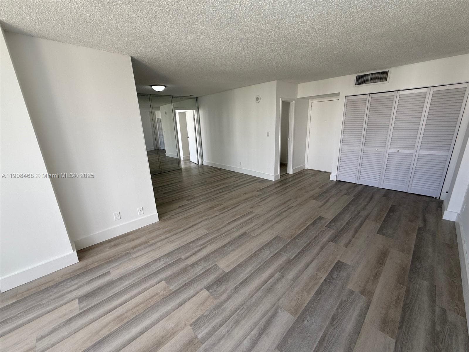 PLAZA OF AMERICAS CONDO P · #803 in Sunny Isles Beach - Photo 13