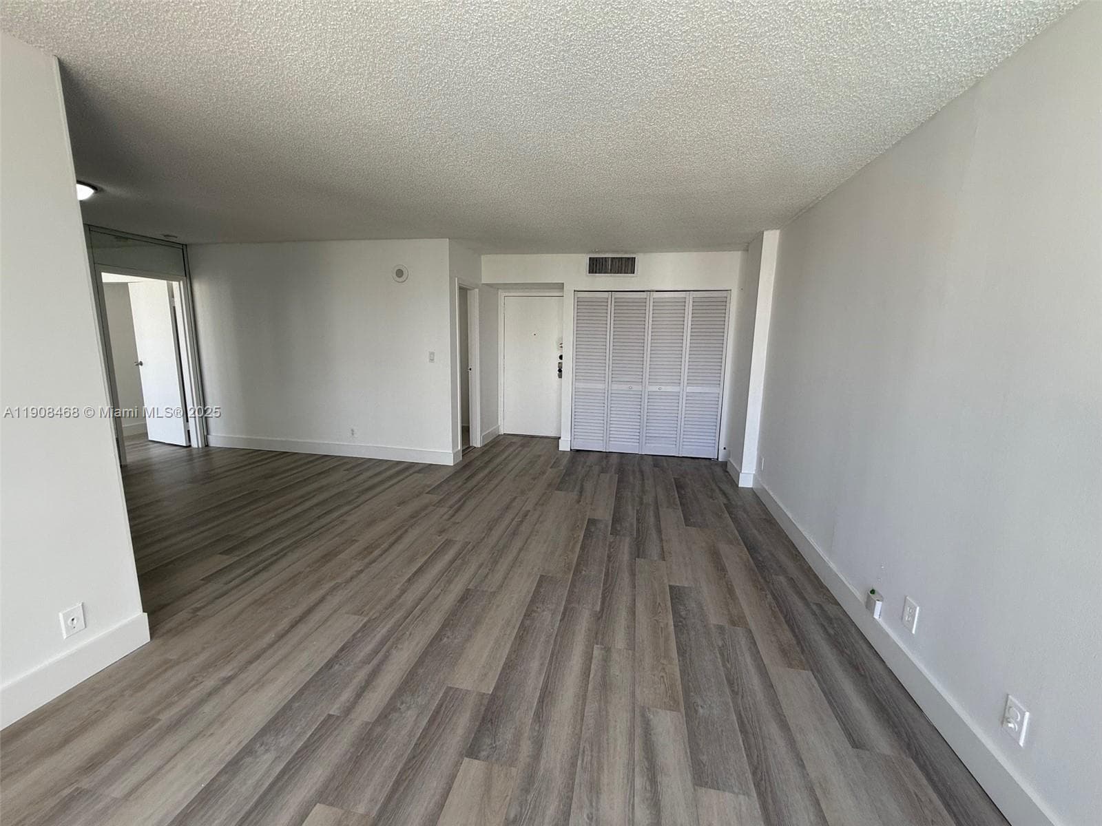 PLAZA OF AMERICAS CONDO P · #803 in Sunny Isles Beach - Photo 12