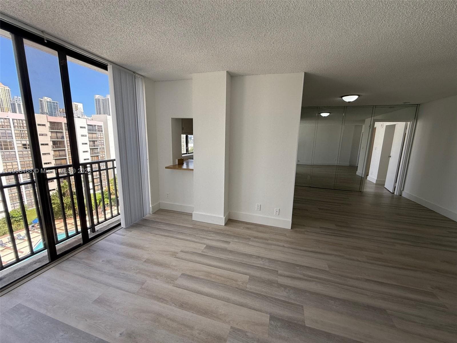 PLAZA OF AMERICAS CONDO P · #803 in Sunny Isles Beach - Photo 10