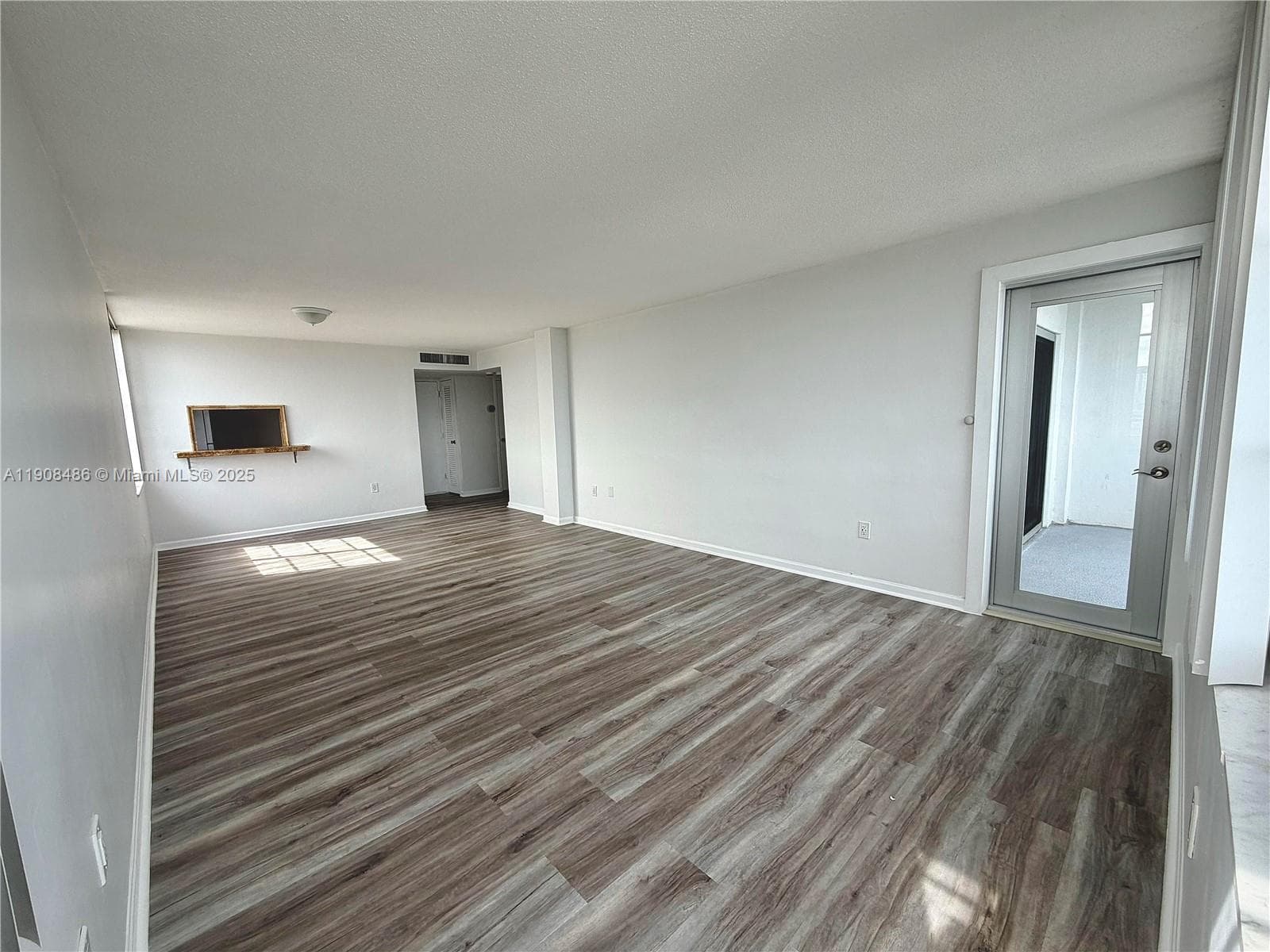 The Ritz-Carlton Residences, North Bay Village · #5C in Miami Beach - Photo 1