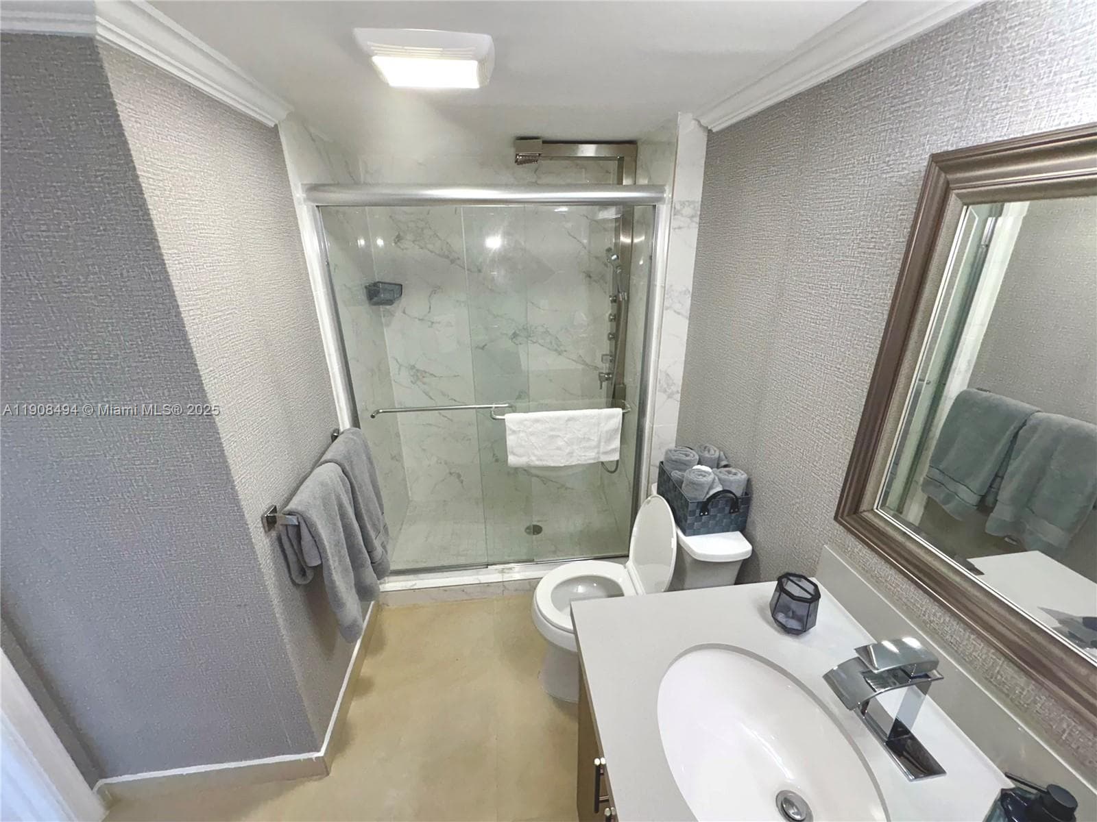 BISCAYA III CONDO · #501 in Aventura - Photo 18